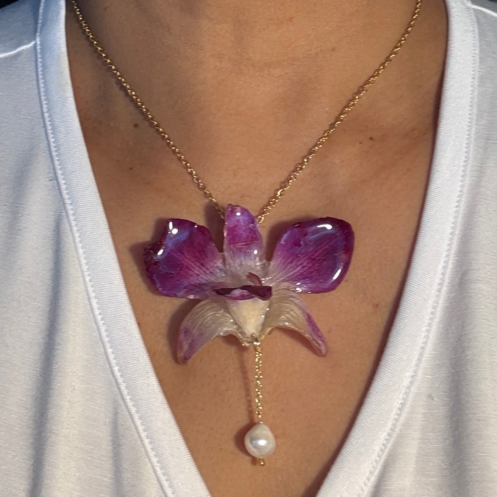 Elegant Purple Orchid Pendant Necklace - Picture 3 of 3